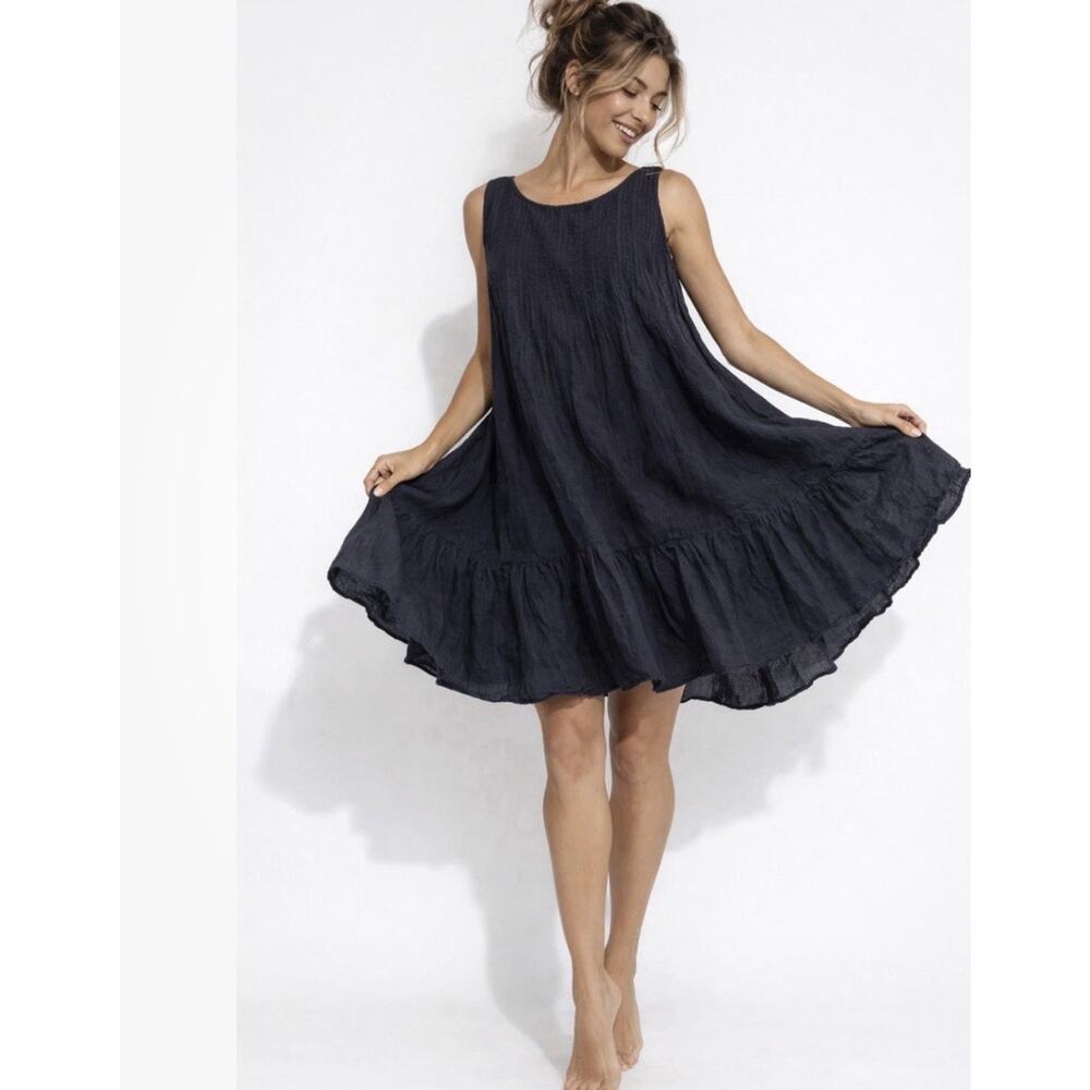 JP and Mattie Size L Lightweight Spry Dress Black Gauze Tiered Sleeveless